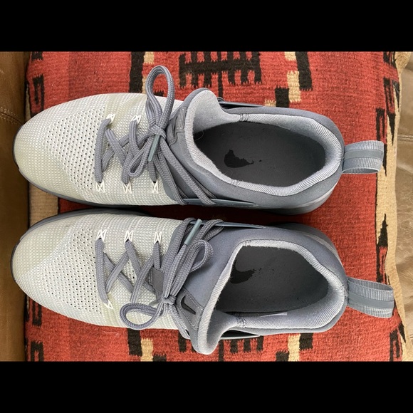 Mens Nike Metcon Shoes - Picture 3 of 4